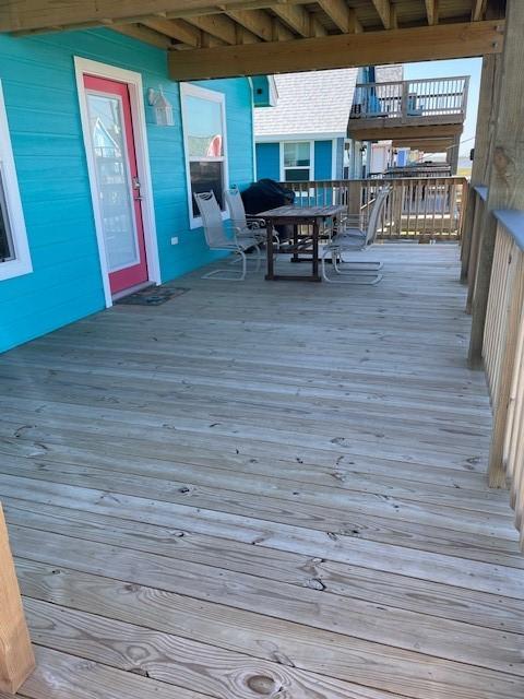 203 Sea Oats Dr, Surfside Beach, TX 77541 - view of wooden deck