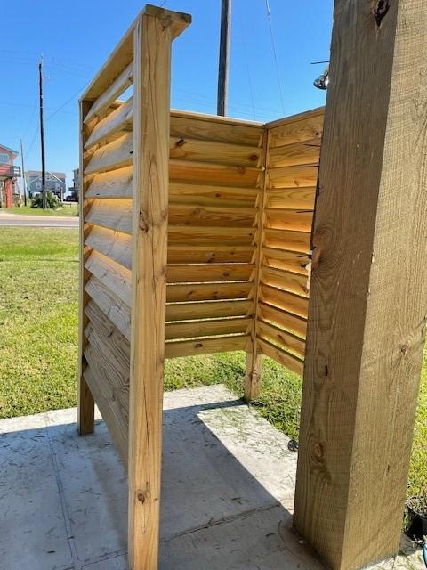 203 Sea Oats Dr, Surfside Beach, TX 77541 - exterior space