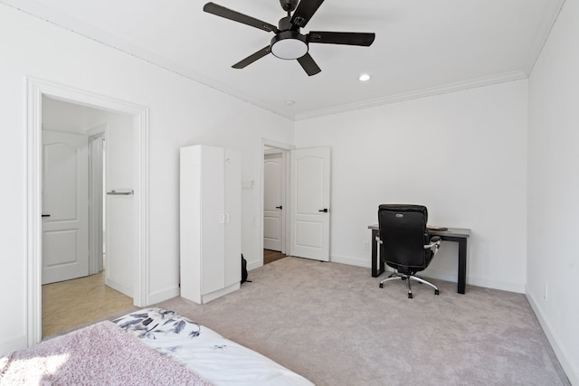 carpeted bedroom featuring recessed lighting, a ceiling fan, crown molding, and baseboards