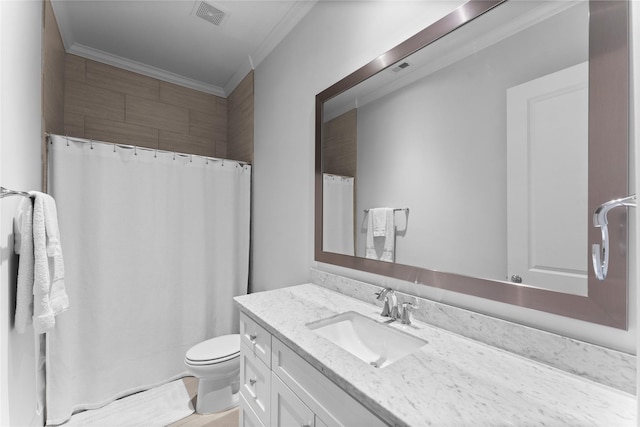 full bathroom featuring visible vents, a shower with shower curtain, toilet, ornamental molding, and vanity