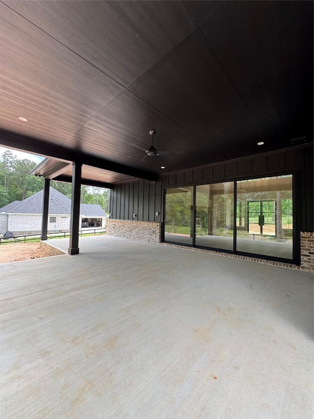 212 Rim Rock Rd, Huntsville, TX 77340 - view of patio / terrace with a ceiling fan
