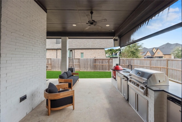 view of patio / terrace featuring ceiling fan, a fenced backyard, and a grill