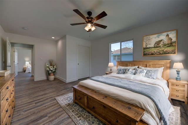 bedroom featuring dark wood-style floors, ceiling fan, recessed lighting, and baseboards