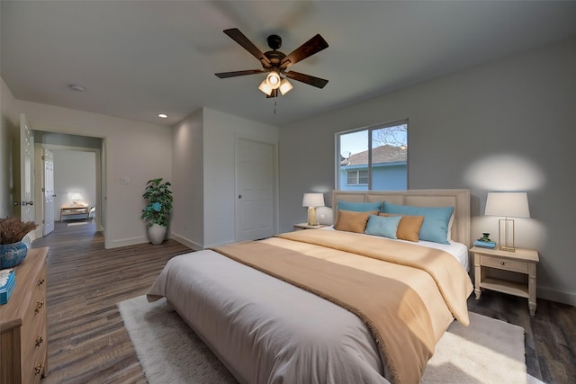 bedroom with dark wood-style floors, baseboards, a ceiling fan, and recessed lighting