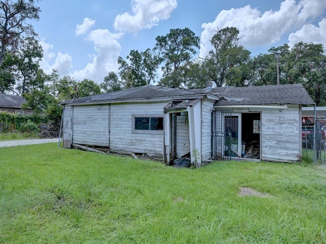 view of outdoor structure