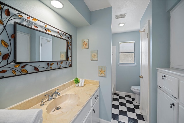 full bathroom featuring visible vents, baseboards, toilet, tile patterned floors, and vanity