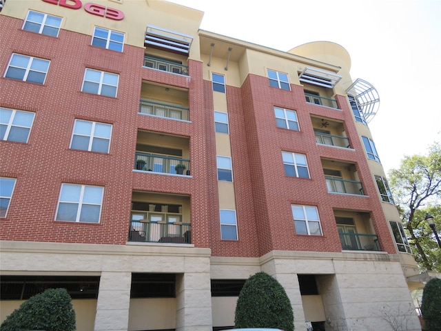 300 St Joseph Pkwy Unit 311, Houston, TX 77002 - view of building exterior