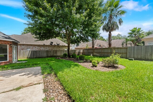 6923 Queensclub Dr, Houston, TX 77069 - view of fenced backyard