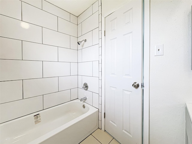 8611 Deep Valley Dr, Houston, TX 77044 - bathroom with shower / bathtub combination