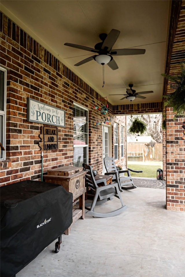 view of patio featuring a ceiling fan