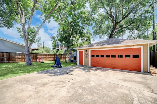 detached garage with fence