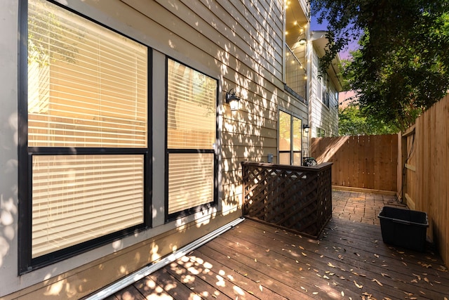 deck with fence