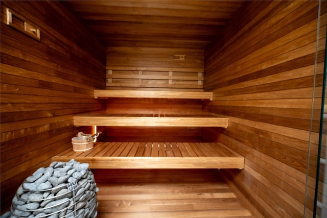 view of sauna / steam room