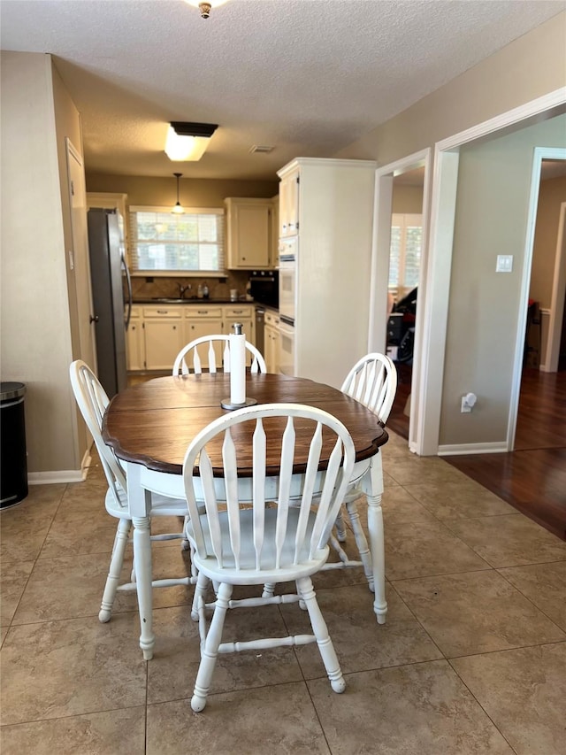 3419 Kathleen Dr, Mont Belvieu, TX 77523 - photo 2