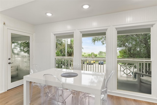 view of sunroom / solarium