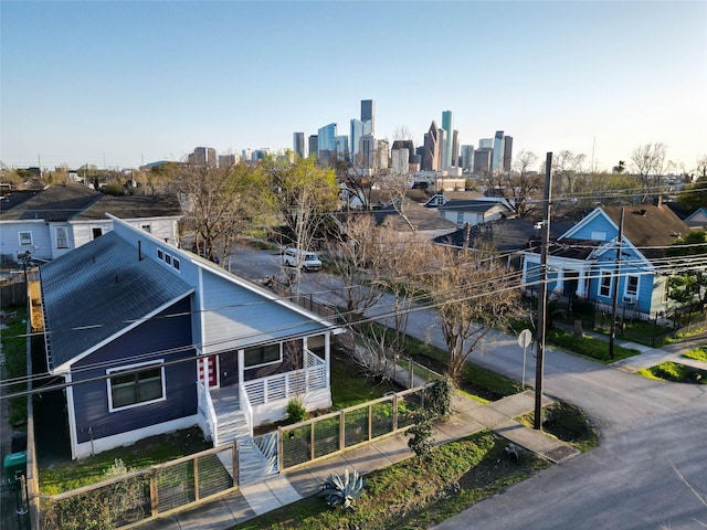 drone / aerial view with a view of city