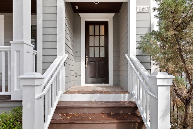 view of property entrance