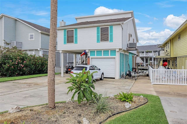 view of front of house featuring a garage and driveway