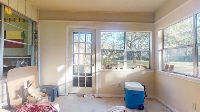 view of sunroom / solarium