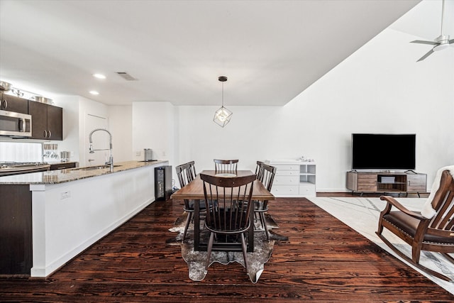 dining area featuring recessed lighting, a ceiling fan, visible vents, and dark wood-style flooring