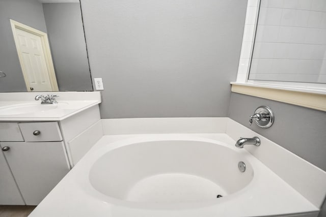 10138 W Palm Lake Dr, Houston, TX 77034 - full bath featuring vanity and a bath