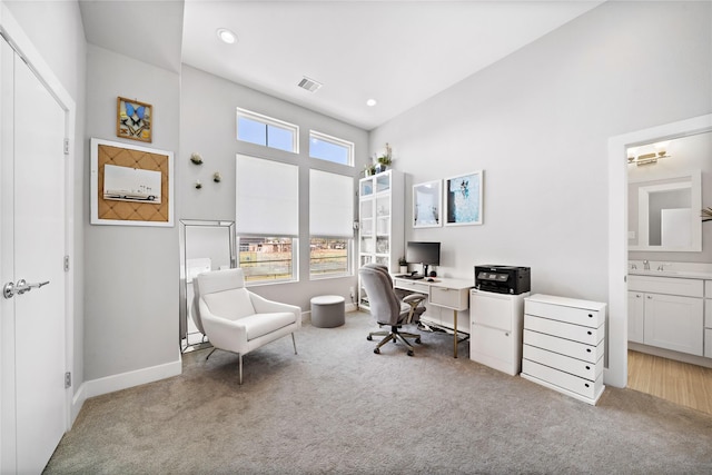 home office with carpet floors, baseboards, visible vents, and recessed lighting