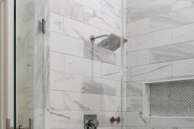 details featuring a tile shower