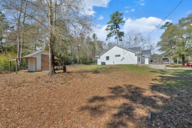 view of yard with an attached garage