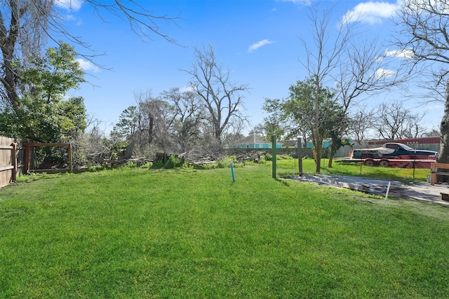 view of yard featuring fence