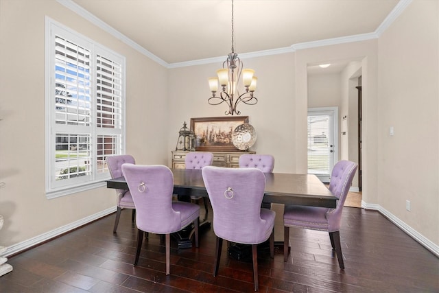 dining area with a wealth of natural light, baseboards, and dark wood-style flooring