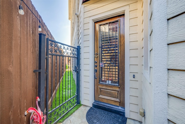 entrance to property featuring a gate