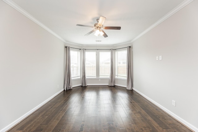 unfurnished room with dark wood-style floors, baseboards, and ceiling fan