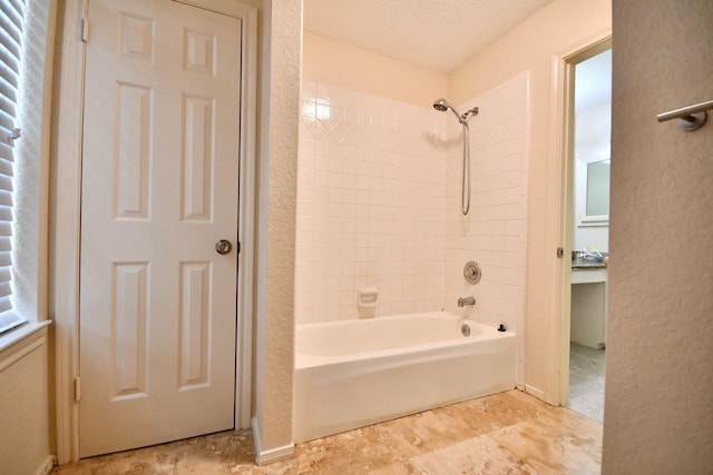 full bathroom with washtub / shower combination