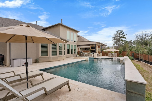139 Ballantyne Dr, Montgomery, TX 77316 - view of pool featuring a fenced backyard, a fenced in pool, and a patio