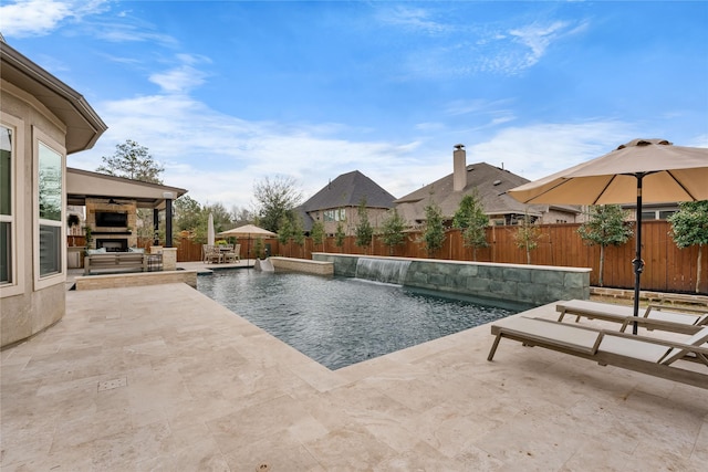 139 Ballantyne Dr, Montgomery, TX 77316 - view of pool with a fenced backyard, a fenced in pool, a patio area, and ceiling fan