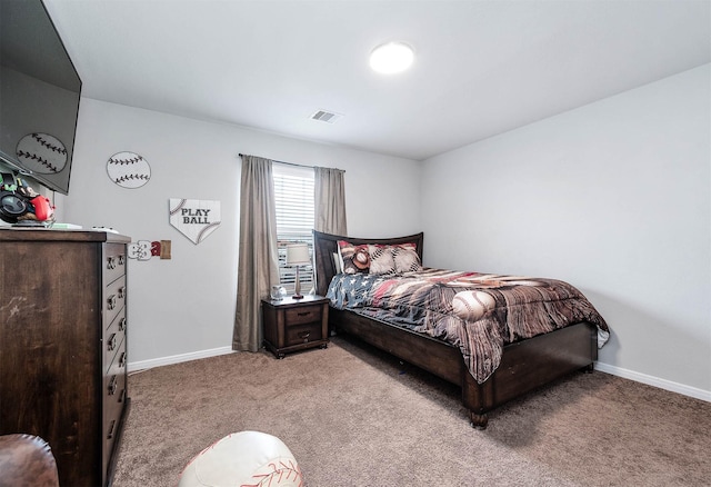 bedroom featuring light carpet, visible vents, and baseboards