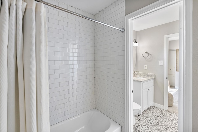 bathroom with tile patterned flooring, baseboards, toilet, shower / tub combo with curtain, and vanity