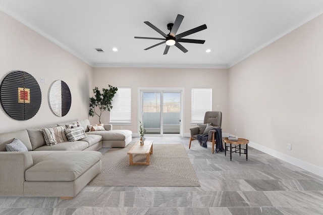 living room with baseboards, visible vents, recessed lighting, ceiling fan, and ornamental molding