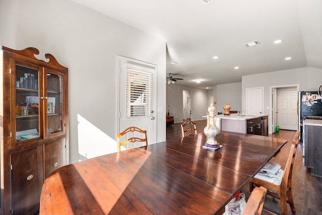 dining area with visible vents, dark wood finished floors, a ceiling fan, and recessed lighting