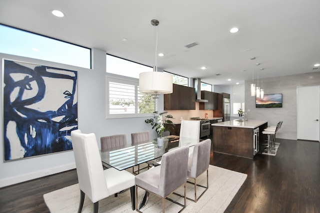 dining room featuring recessed lighting, visible vents, baseboards, and dark wood finished floors