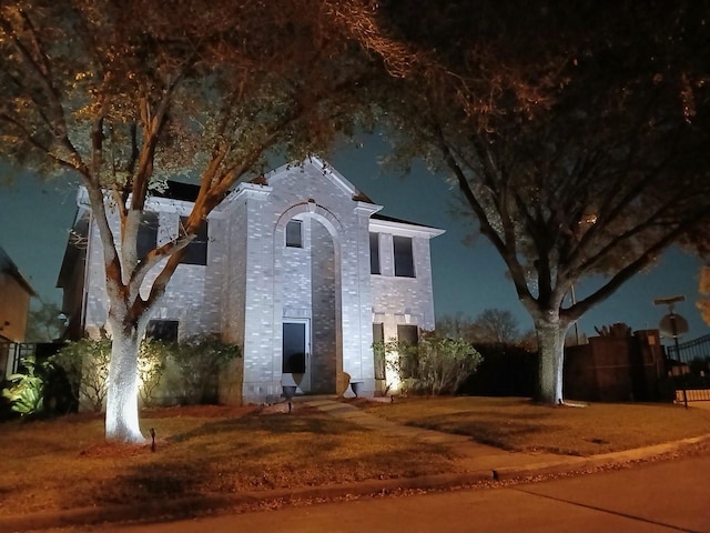 view of front of house