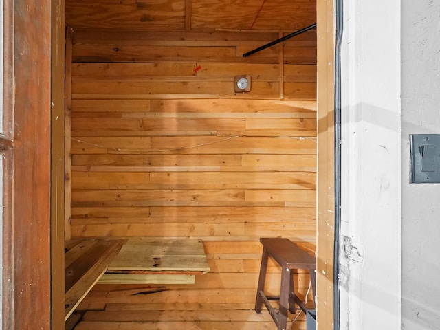 view of sauna / steam room