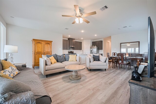 19738 Chianti Point Dr, Hockley, TX 77447