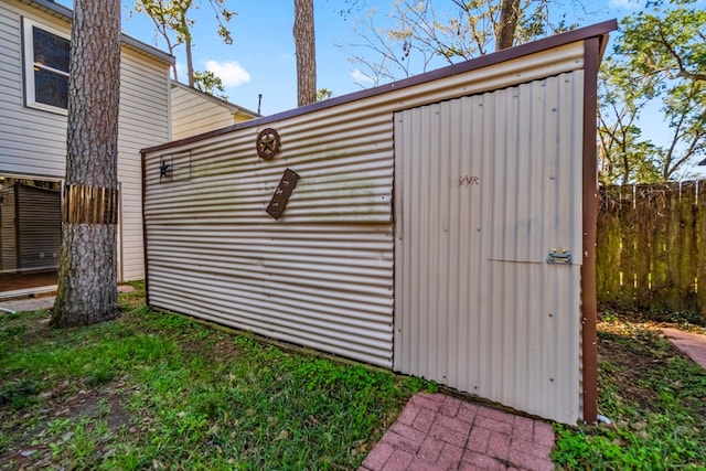 view of outbuilding with an outbuilding