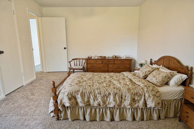 bedroom featuring carpet floors