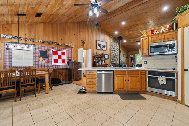 9895 Hickory Ridge Dr, Conroe, TX 77303 - photo 6