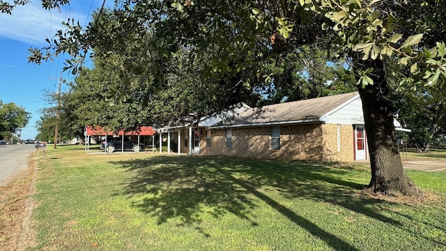 301 W Decherd St, Franklin, TX 77856 - photo 17