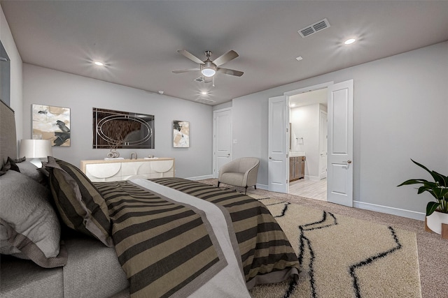 bedroom with visible vents, recessed lighting, and baseboards