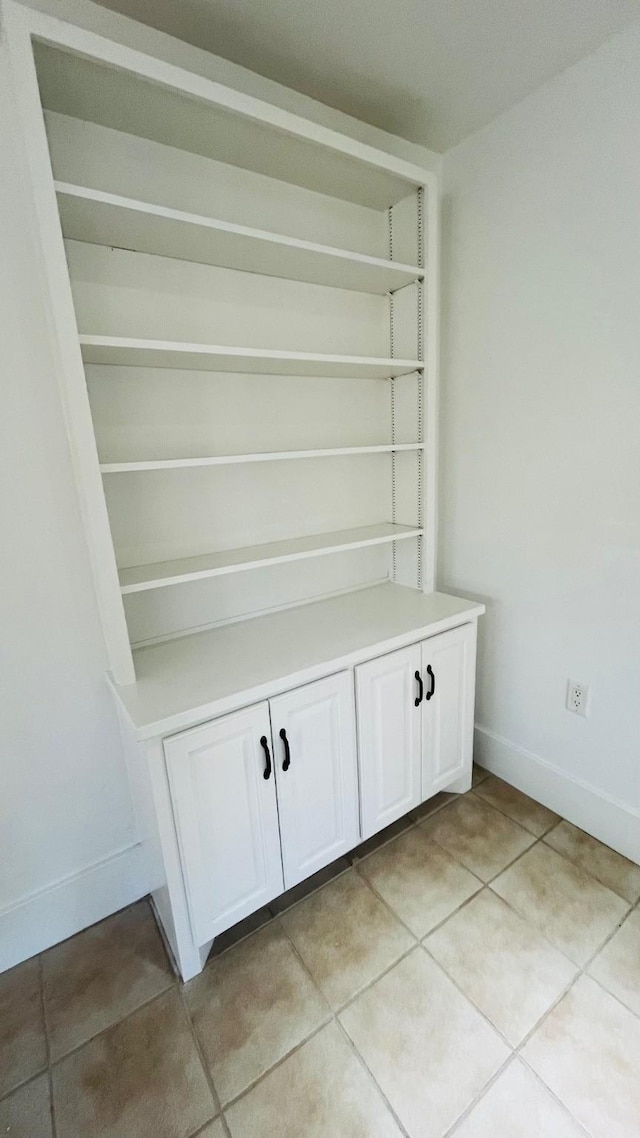 interior details featuring baseboards