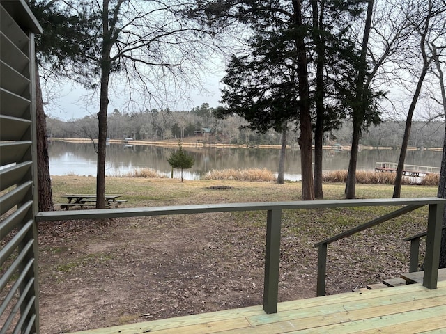 view of yard with a water view